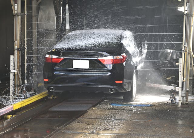 Cómo atraer más clientes a tu negocio de lavado de coches en Valencia